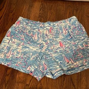 Lilly Pulitzer Women's L Lilo Shorts Boatylicious Zanzibar Blue Boat Print